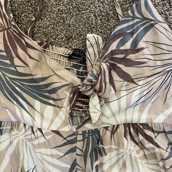 Final Touch Palm Print Jumpsuit Wide Leg‎ Spaghetti Strap Tan Size L - Picture 9 of 12